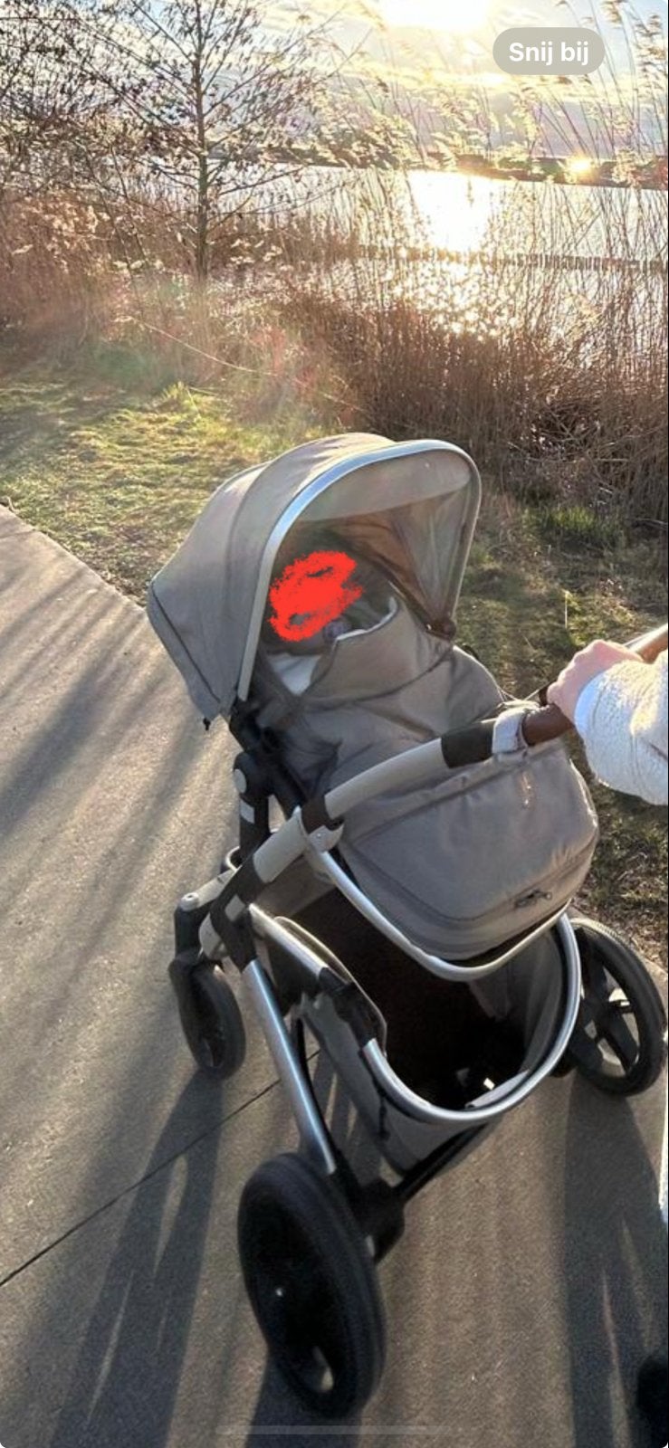 Joolz Geo kinderwagen taupe beige met bak,buggy en voetenzak, Gebruikt, Combiwagen, Met reiswieg, Ophalen