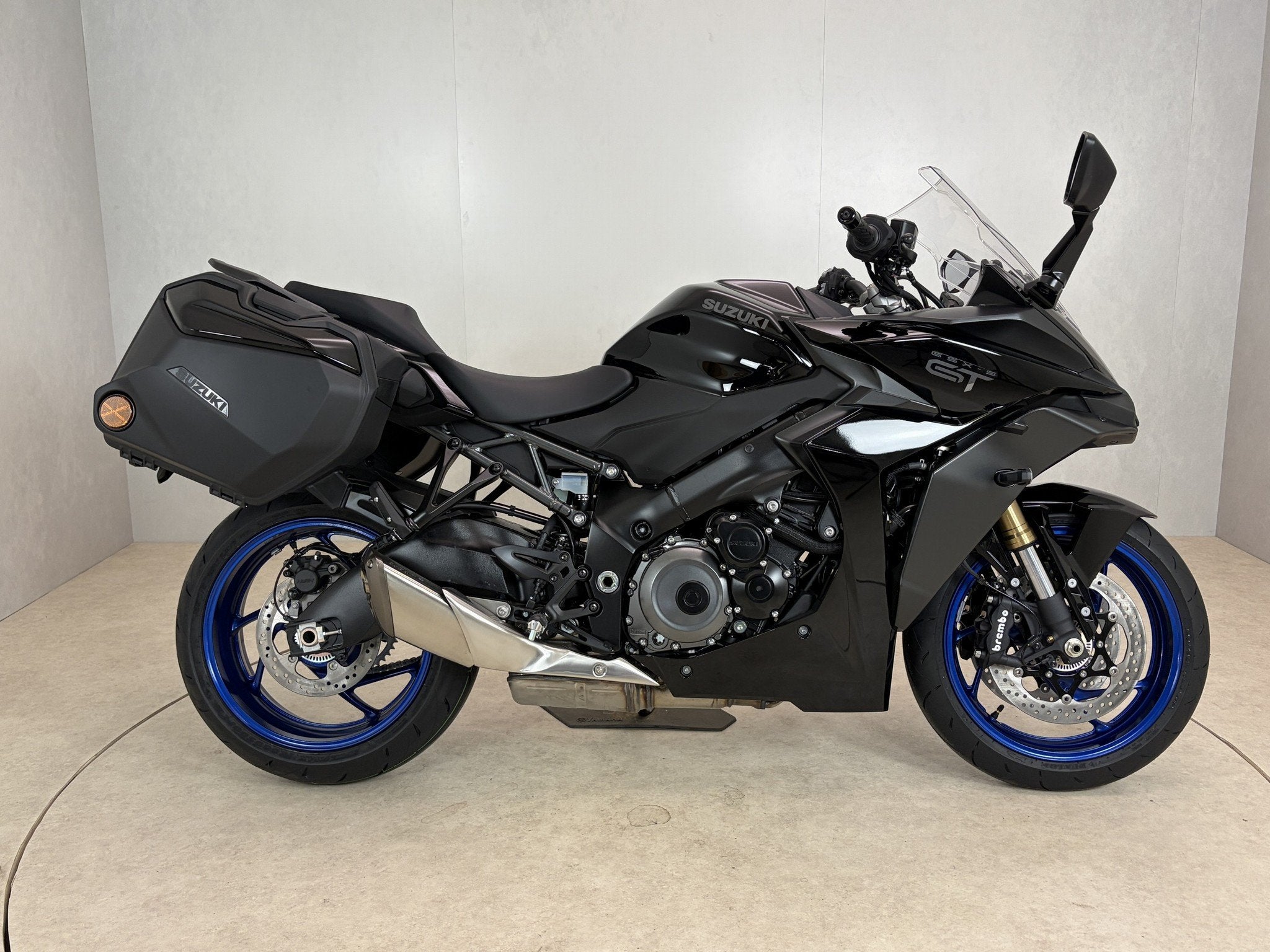 Suzuki GSX-S 1000 GT ABS (bj 2026), Suzuki B.V. Nimag, Lange Dreef 12
4131 NH  VIANEN, Bedrijf, Klantenservice@suzuki.nl
