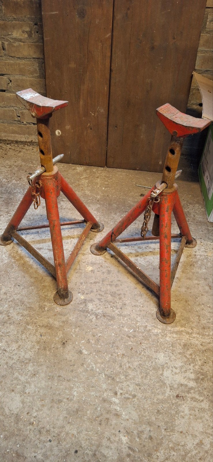 2 zware assteunen, Ophalen of Verzenden, Hydraulisch, Garagekrik