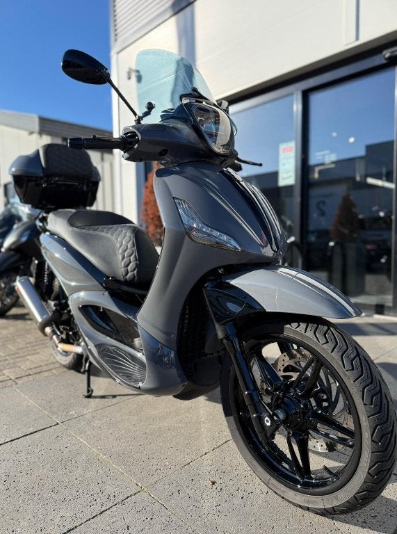 Piaggio Beverly 350cc custom, Motoren, Niet ingevuld, Scooter, Bedrijf, Niet ingevuld