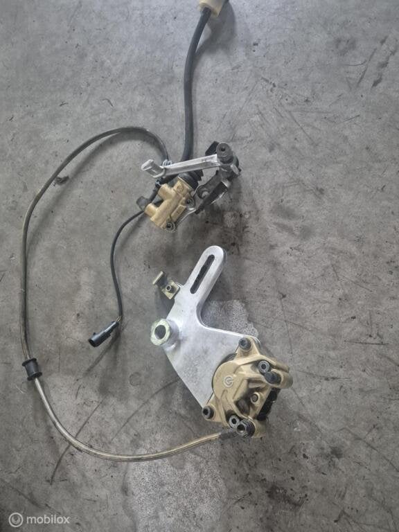 Brembo remklauw rempomp remset achterrem SSie Supersport, Motoren, Gebruikt, Factorystore.service@ducati.com, Ophalen of Verzenden