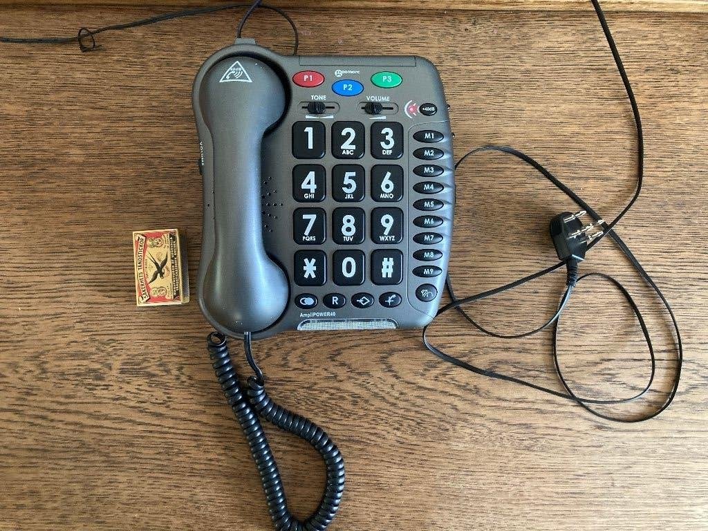 Seniorentelefoon grote toetsen speaker alarmtelefoon Geemarc, Telecommunicatie, Vaste telefoons | Niet Draadloos, Ophalen of Verzenden