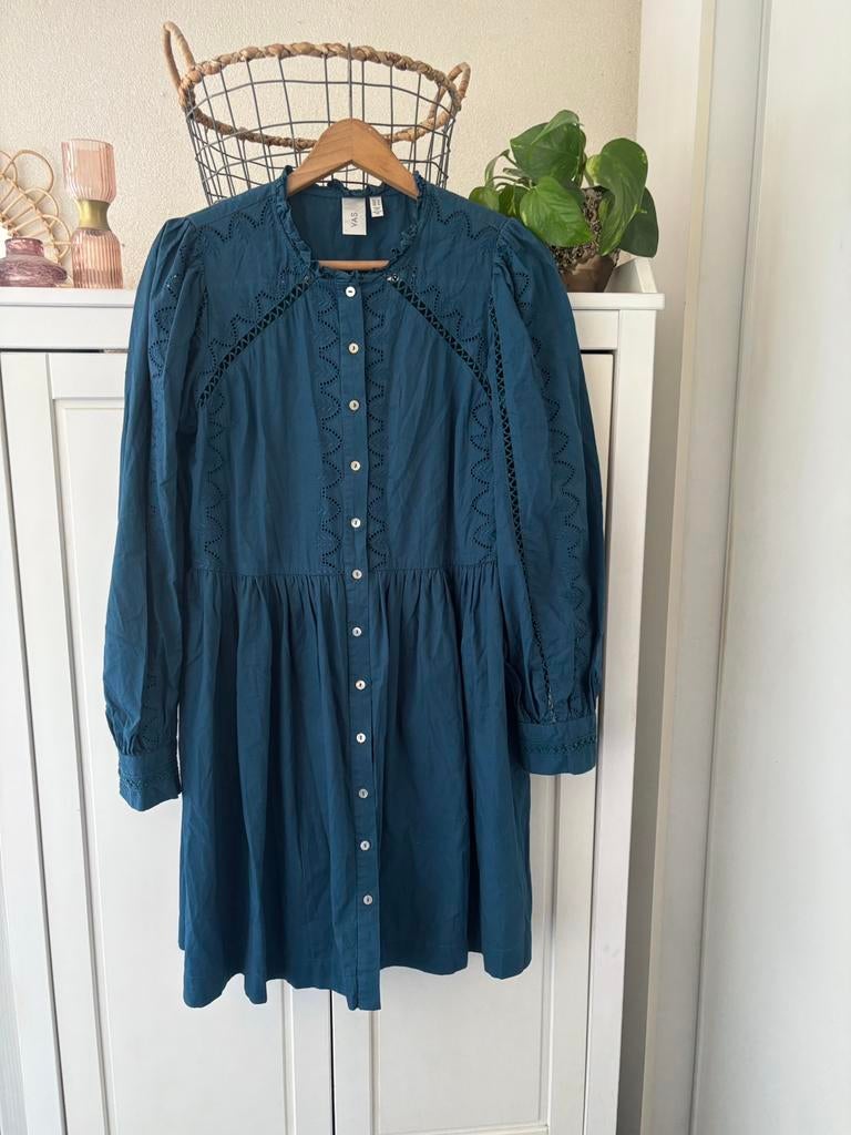YAS jurk maat M, Ophalen of Verzenden, Zo goed als nieuw, Maat 38/40 (M), Blauw