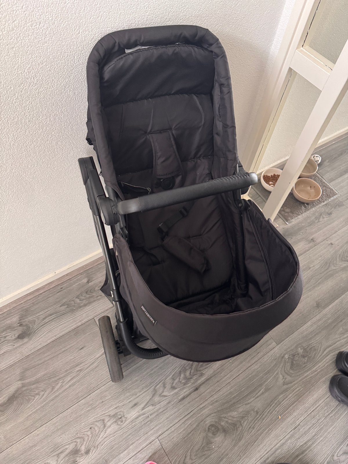 X-Adventure kinderwagen Zwart, Ophalen, Zo goed als nieuw, Overige merken