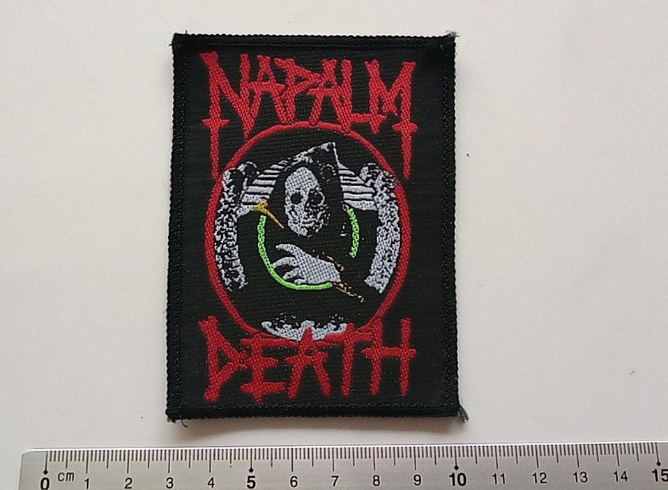 Napalm Death vrij  zeldzame vintage 1990 life ? patch n182, Verzamelen, Ophalen of Verzenden, Nieuw, Kleding
