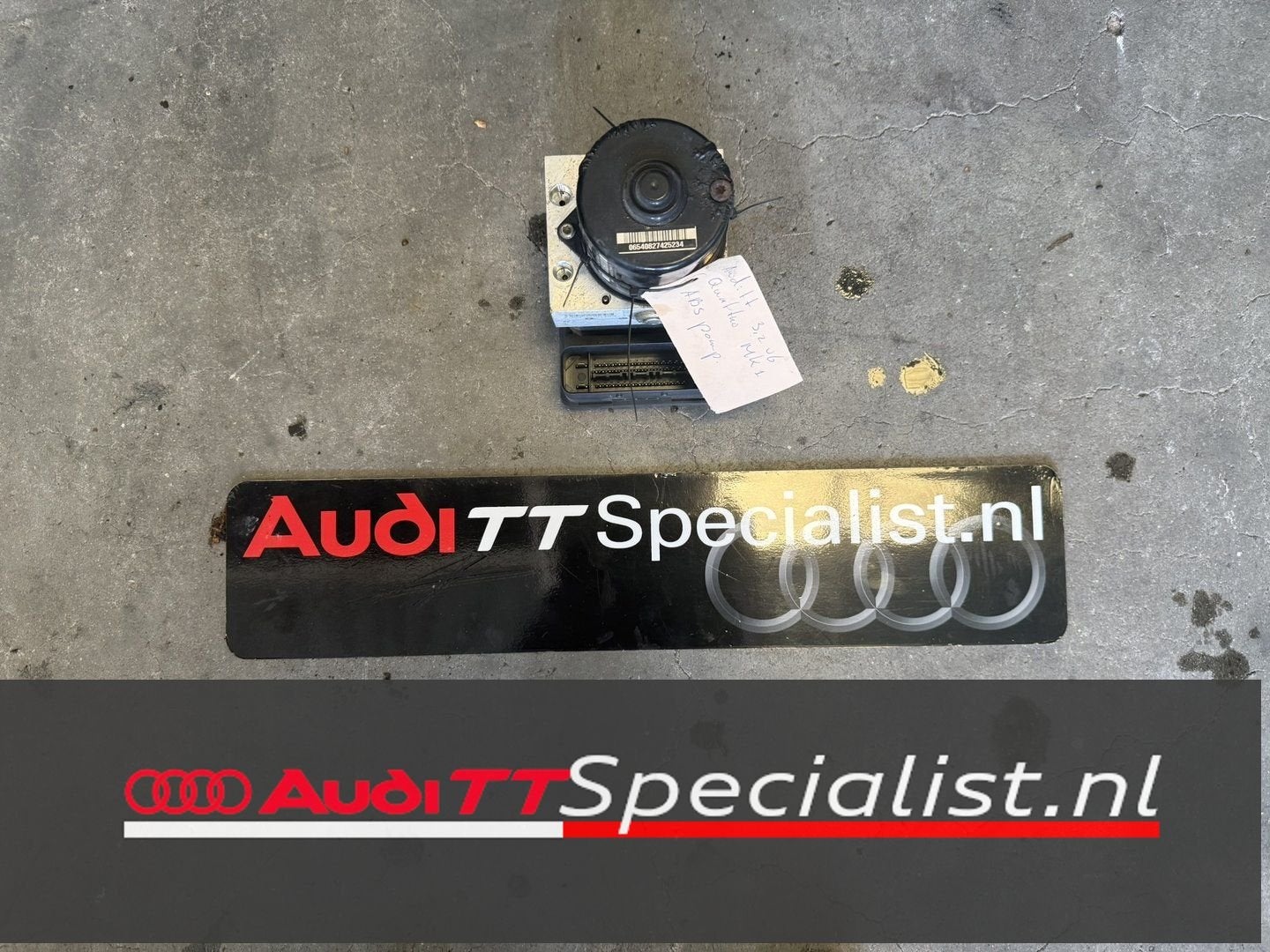 Abs pomp met regelapparaat 8N0907379K Audi TT MK1 3.2 V6, Auto-onderdelen, Gebruikt, -, -, -