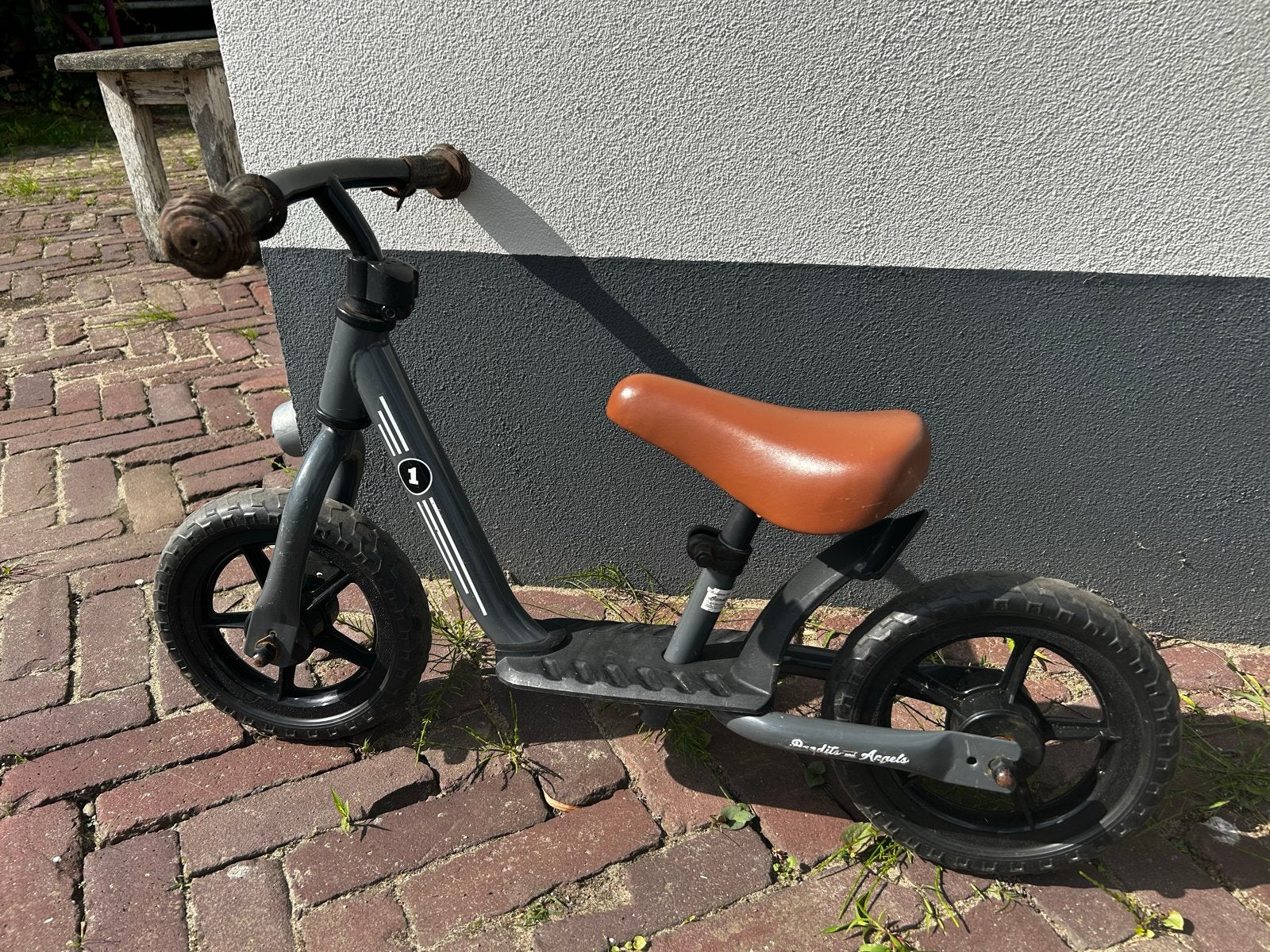 Bandits and Angels loopfiets - Grijs met bruin zadel, Fietsen en Brommers, Ophalen, Gebruikt, 16 tot 20 inch