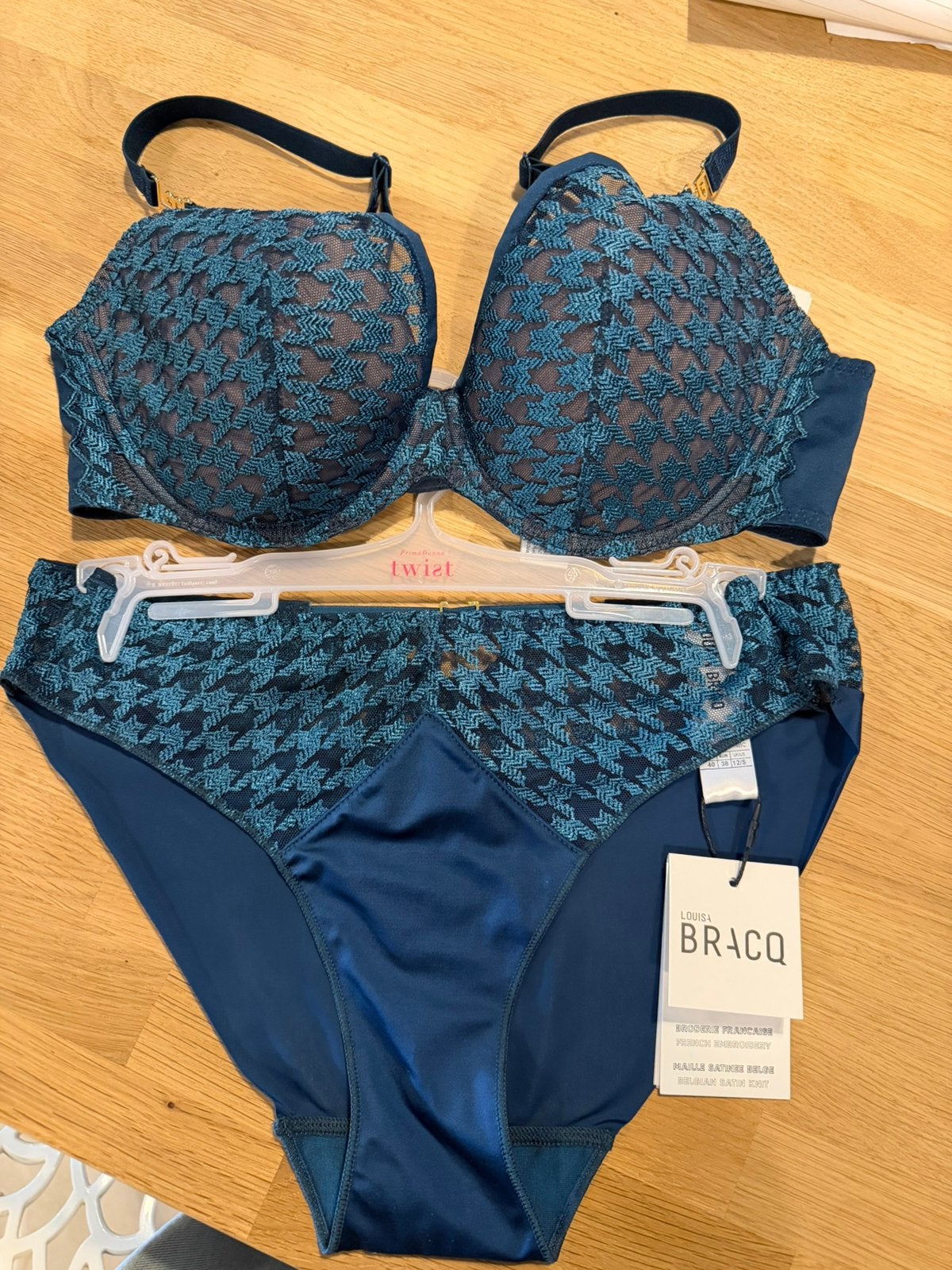 Louisa Bracq bh 75D slip 38 NIEUW!! Bh nu €55, Ophalen of Verzenden, BH