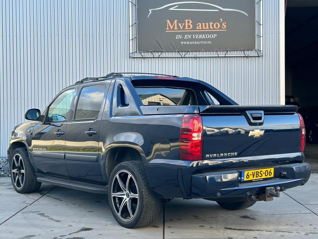 Chevrolet USA Avalanche 5.3 V8 4WD, Clima, Cruise, Navi, Cam, Automaat, Gebruikt, 700 kg, Blauw