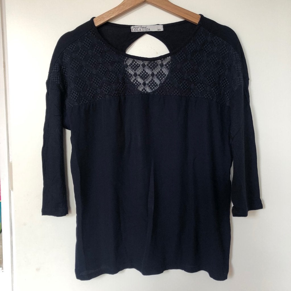 Blauw truitje van Lola Liza - mt XS, Kleding | Dames, Ophalen of Verzenden, Zo goed als nieuw, Maat 34 (XS) of kleiner, Blauw