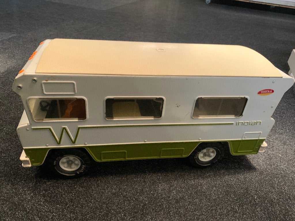 Tonka 1970's Winnebago Indian VR Camper Pressed Steel Toy, Ophalen, Gebruikt