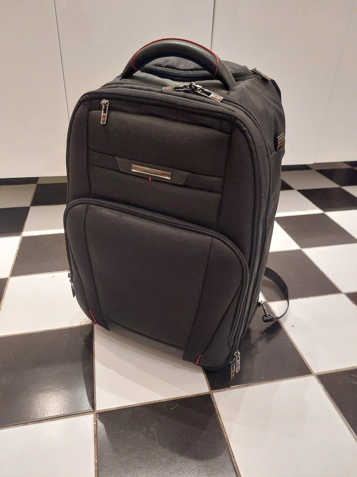 Trolley, Ophalen, 17 inch of meer, Zo goed als nieuw, Trolleytas