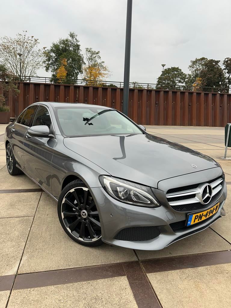 Mercedes-Benz C-Klasse 1.6 2017 Grijs, Auto's, Mercedes-Benz, Particulier, C-Klasse, ABS, Achteruitrijcamera, Airbags, Airconditioning