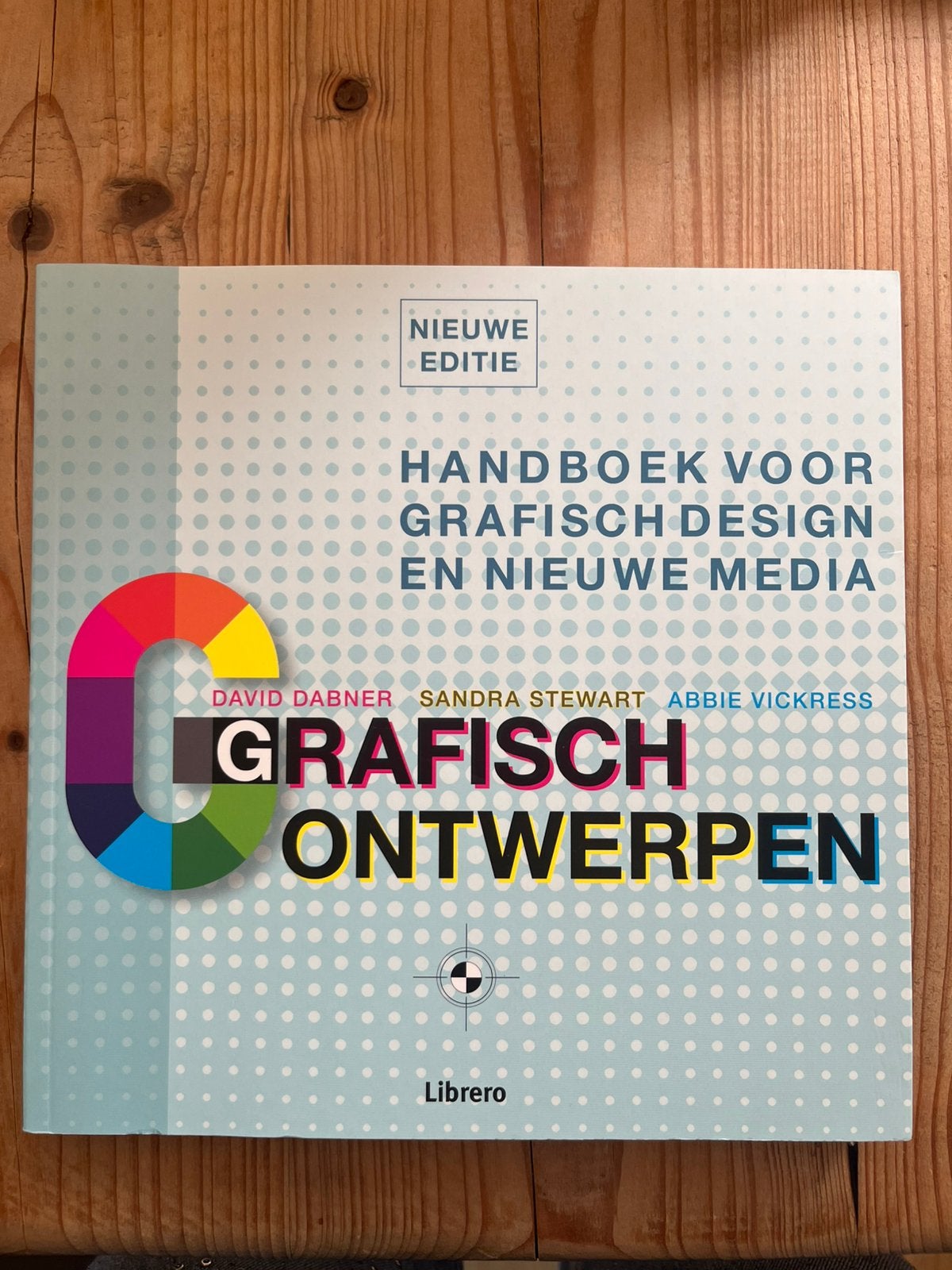 Nieuw boek David Dabner - Grafisch ontwerpen (2024 editie), Boeken, Ophalen of Verzenden, Alpha, Zo goed als nieuw, HBO