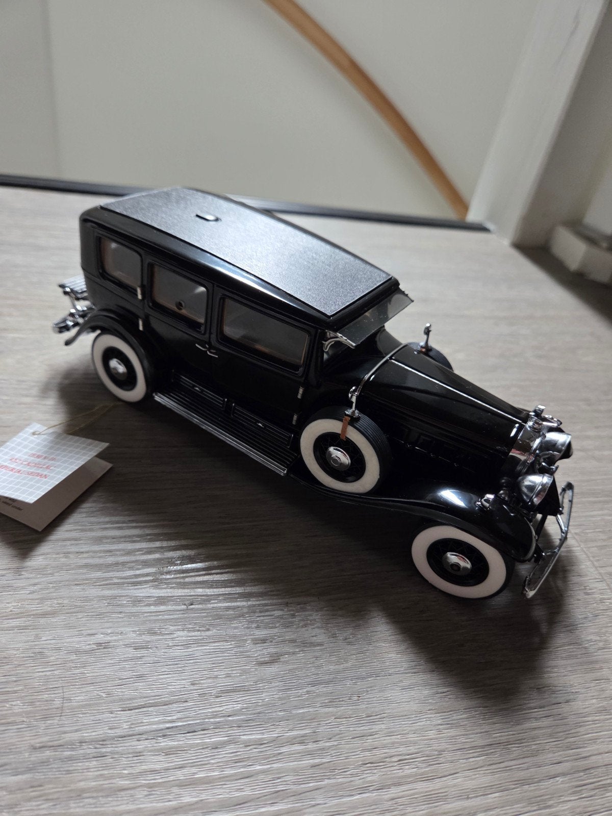1930 V-16 452 Cadillac Imperial Sedan schaalmodel, Ophalen of Verzenden, Nieuw, Auto, Overige merken