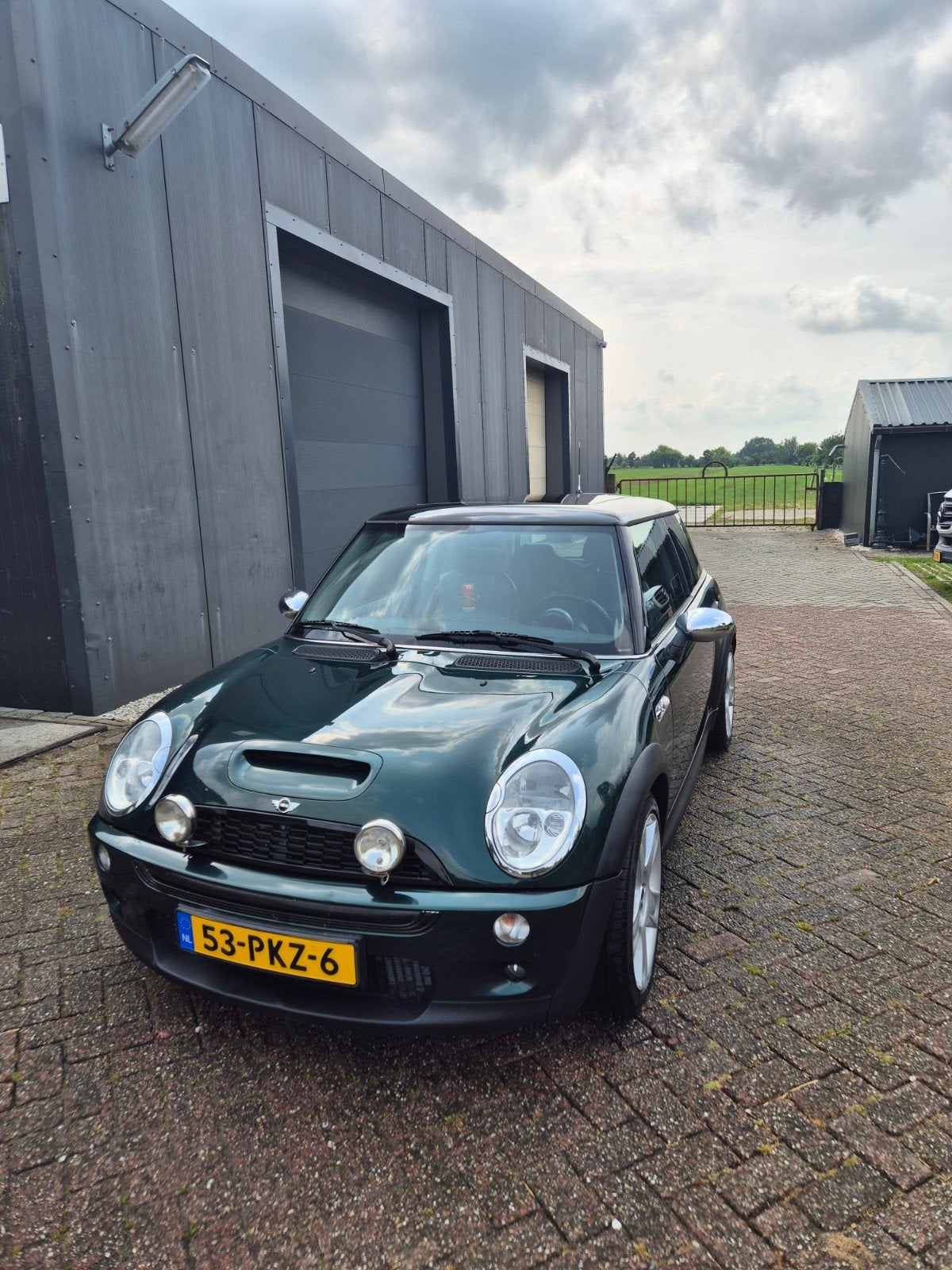 Mini 1.6 Cooper S r53 2004 britisch racing green, Voorwielaandrijving, Zwart, 4 cilinders, 4 stoelen