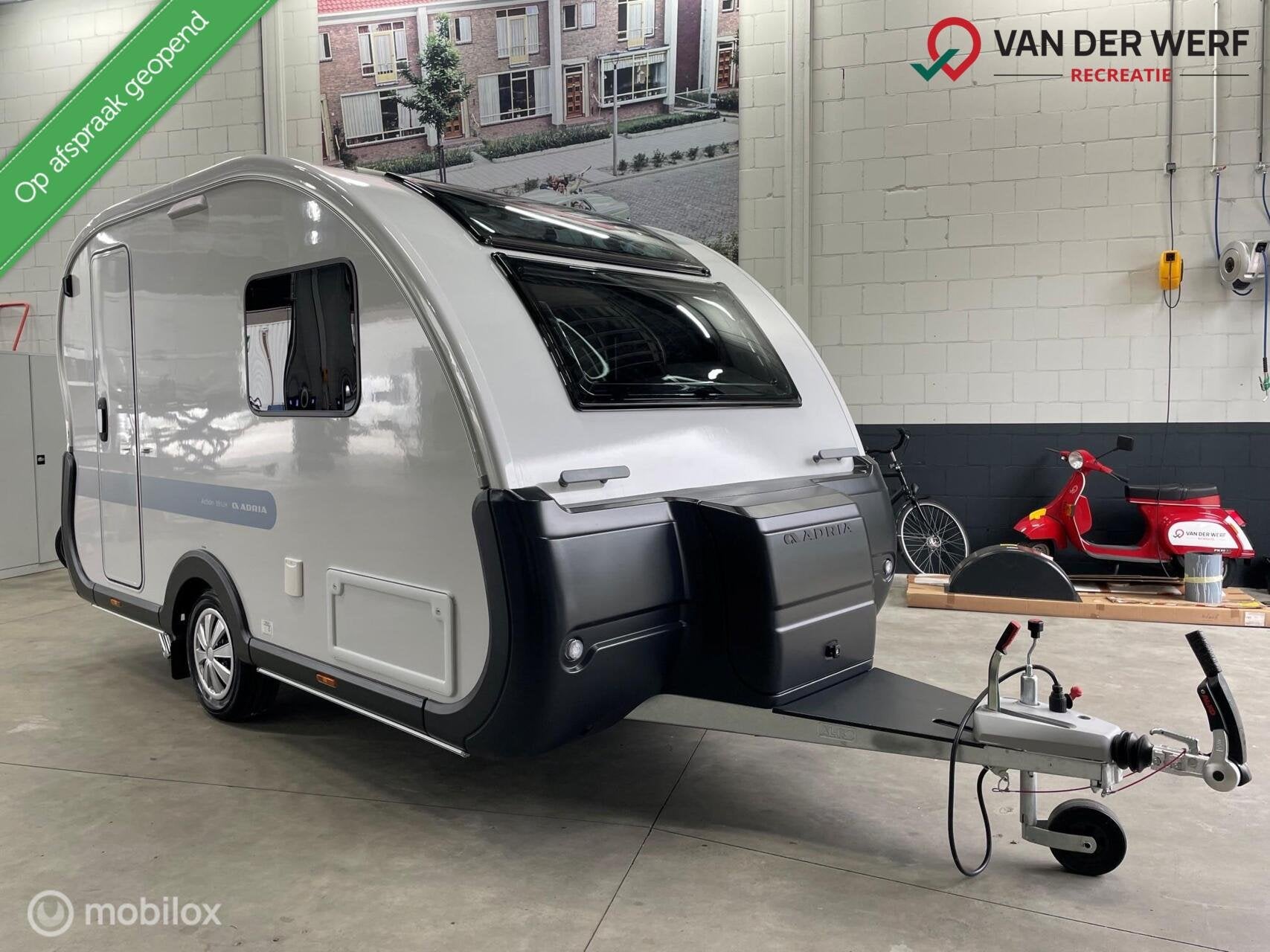 Adria Action 391 LH I NIEUW I VLOERVERWARMING I TRUMA 4E, Caravans en Kamperen, Tot en met 2, Bedrijf, Adria, 5 tot 6 meter