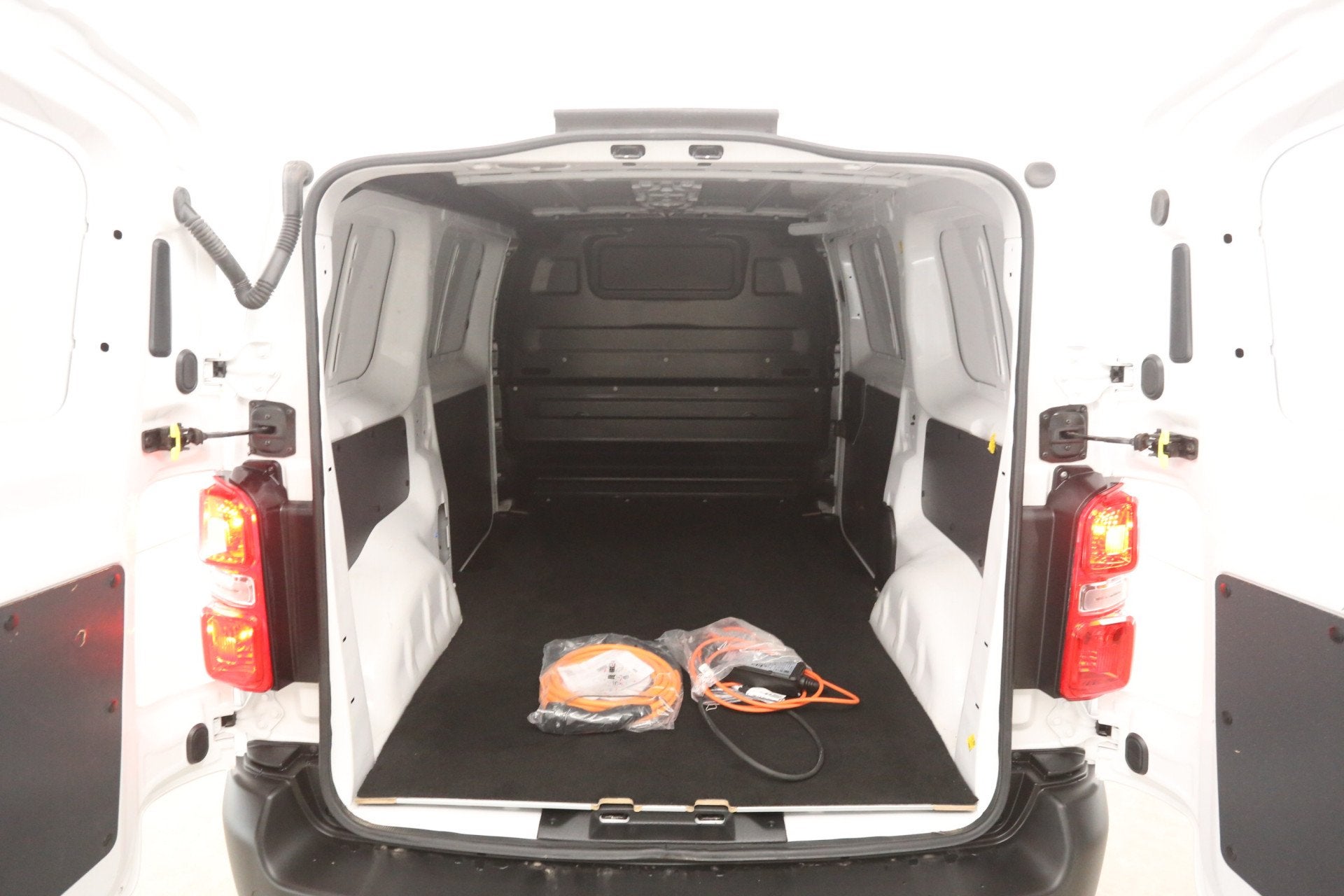 Toyota PROACE Electric Worker 75 kWh L2H1 | Snelladen | SOH, Automaat, Gebruikt, 4 cilinders, Startonderbreker