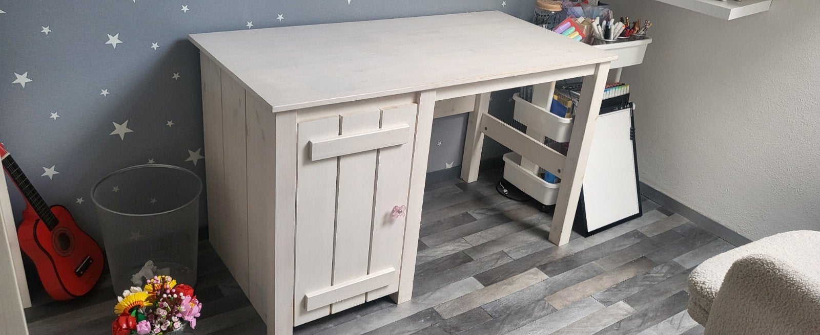 Wit houten kinderkamer set met bed 90x200cm ,bureau en kledi, Ophalen, Gebruikt, Jongetje of Meisje
