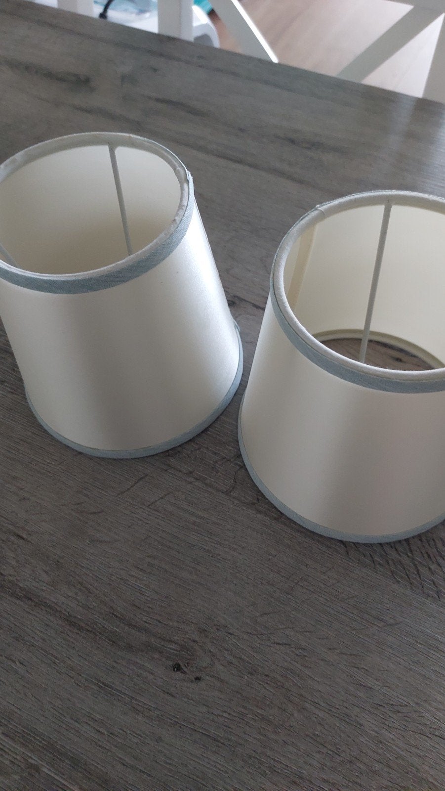 2 kleine lampenkapjes voor 7,50 €, Ophalen