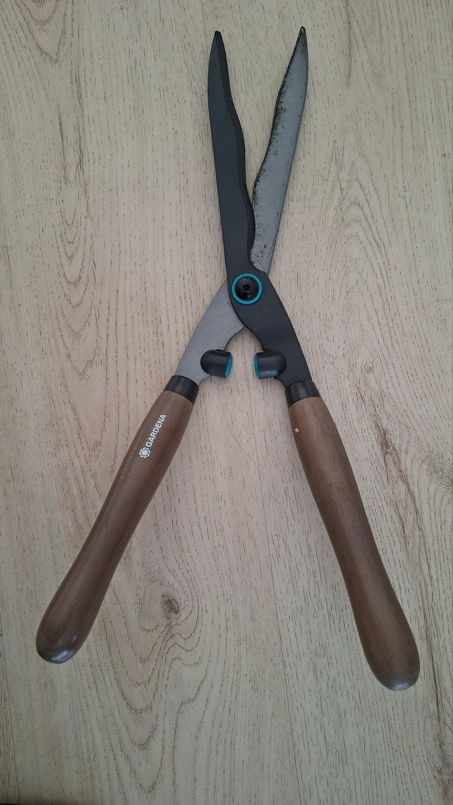 Gardena heggenschaar met houten handvatten, Tuin en Terras, Ophalen of Verzenden, Gebruikt, Handmatig, Gardena