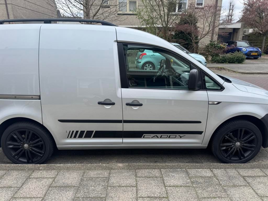 Volkswagen Caddy 2.0 D 55KW 2017, Auto's, Bestelauto's, 74 pk, 680 kg, 4 cilinders, Volkswagen