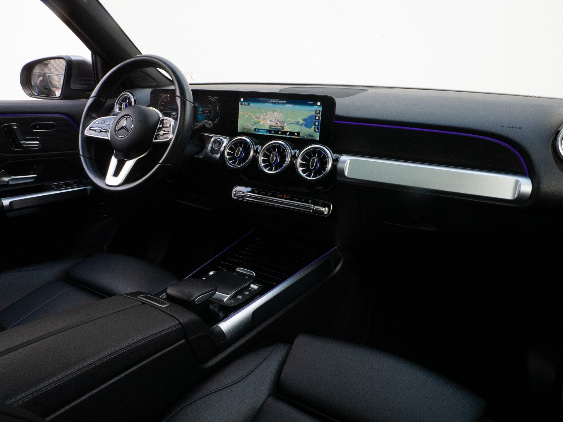 Mercedes-Benz EQB 250 Luxury Line 7p. 67 kWh SOH 96% Panoram, Auto's, 190 pk, Met garantie (alle), 7 stoelen, 31 min