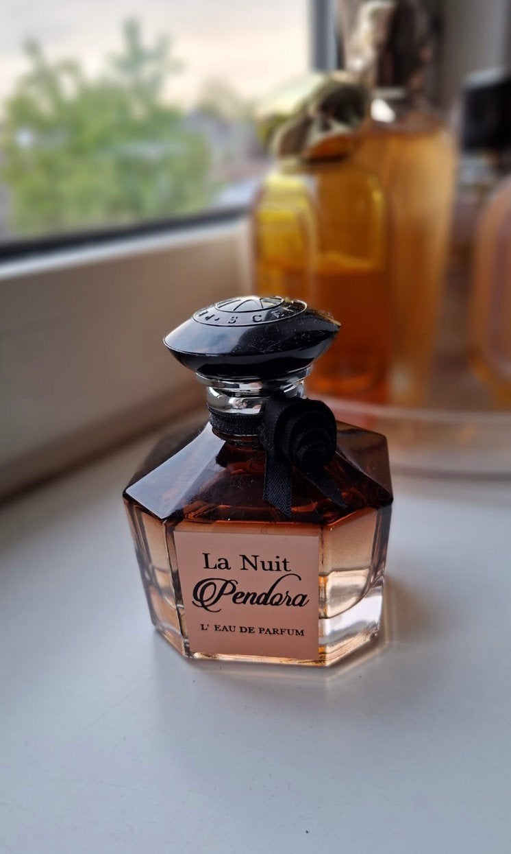 Paris Corner  La Nuit Pendora sampletjes/decants, Verzenden, Zo goed als nieuw