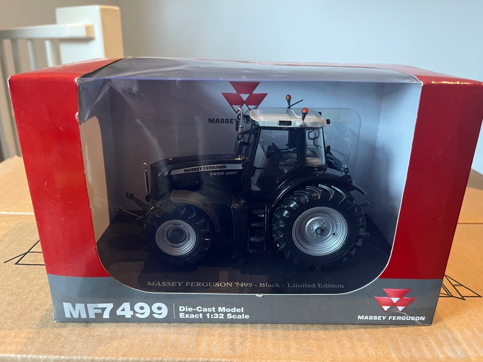 Massey Ferguson 7499 trekker Black Edition UH 2982, Ophalen of Verzenden, Nieuw, Tractor of Landbouw, Universal Hobbies