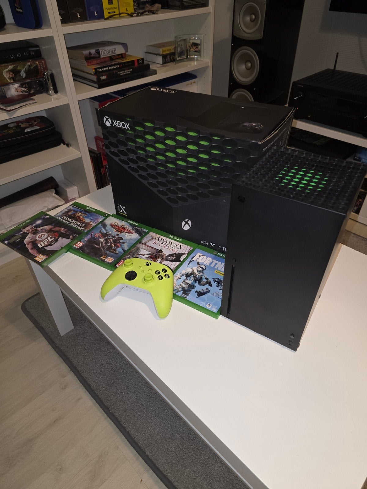 Xbox Series X met controller en games, Ophalen, Zo goed als nieuw, Xbox Series X