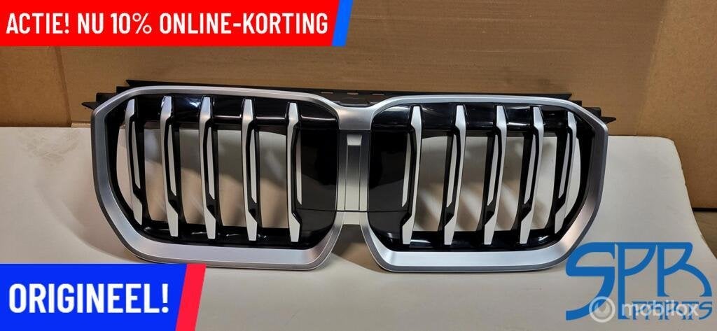 Grille BMW X1 U11 NIER GRILL CHROOM NIEREN ZWART ACC OPTIE, Auto-onderdelen, Gebruikt, Ophalen of Verzenden, BMW, BMW