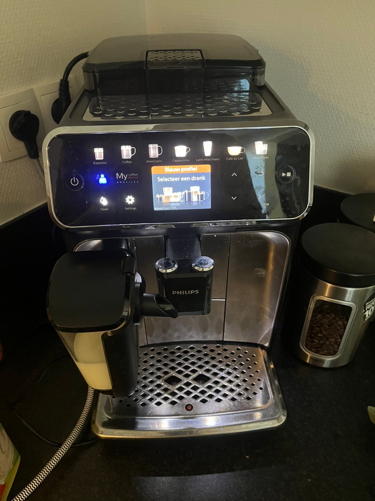 Phlipps latte go 5400 zie fotos en tekst !, Witgoed en Apparatuur, Ophalen, Gebruikt, Koffiemachine, Gemalen koffie