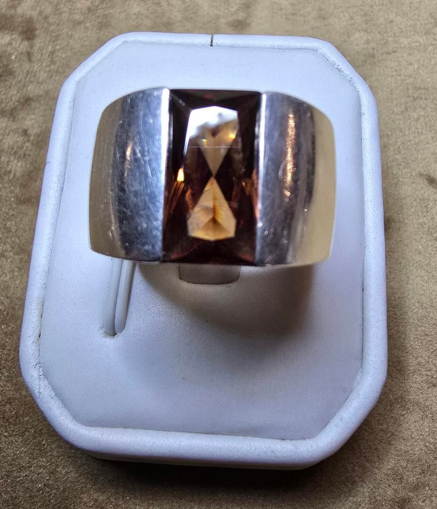 Heftige zilveren ring Esprit maat 18, Ophalen of Verzenden, 18 tot 19, Zilver, Dame