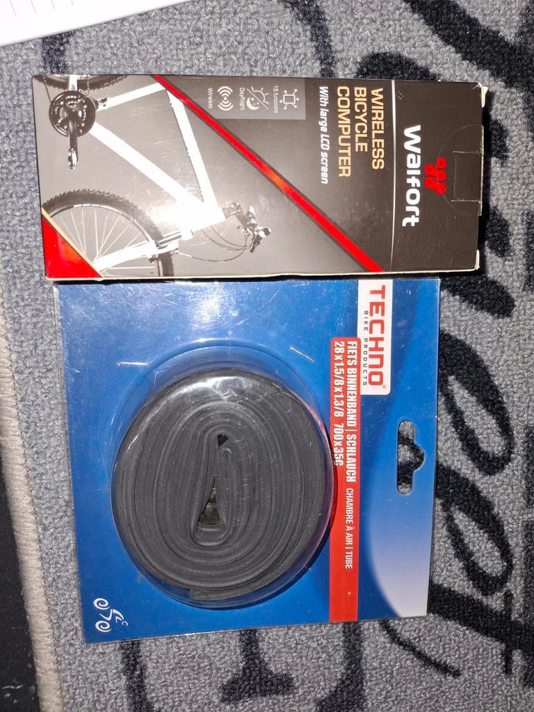 Fietscomputer nieuw Binnenband nieuw fietsen fiets, Fietsen en Brommers, Ophalen of Verzenden, Nieuw