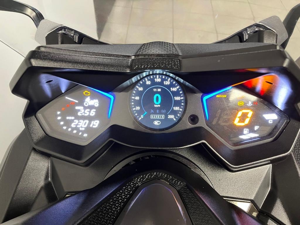 ️Hele mooie Kymco AK 550 AK550 (bj 2021)️, Kymco, Kymco, Motorrijbewijs A, Bedrijf