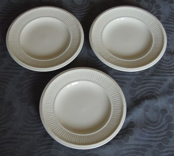 Nr TT51: 3 Wedgwood Edme petit-four bordjes, Wedgwood, Klassiek, Tweedehands onbekend., Ophalen of Verzenden