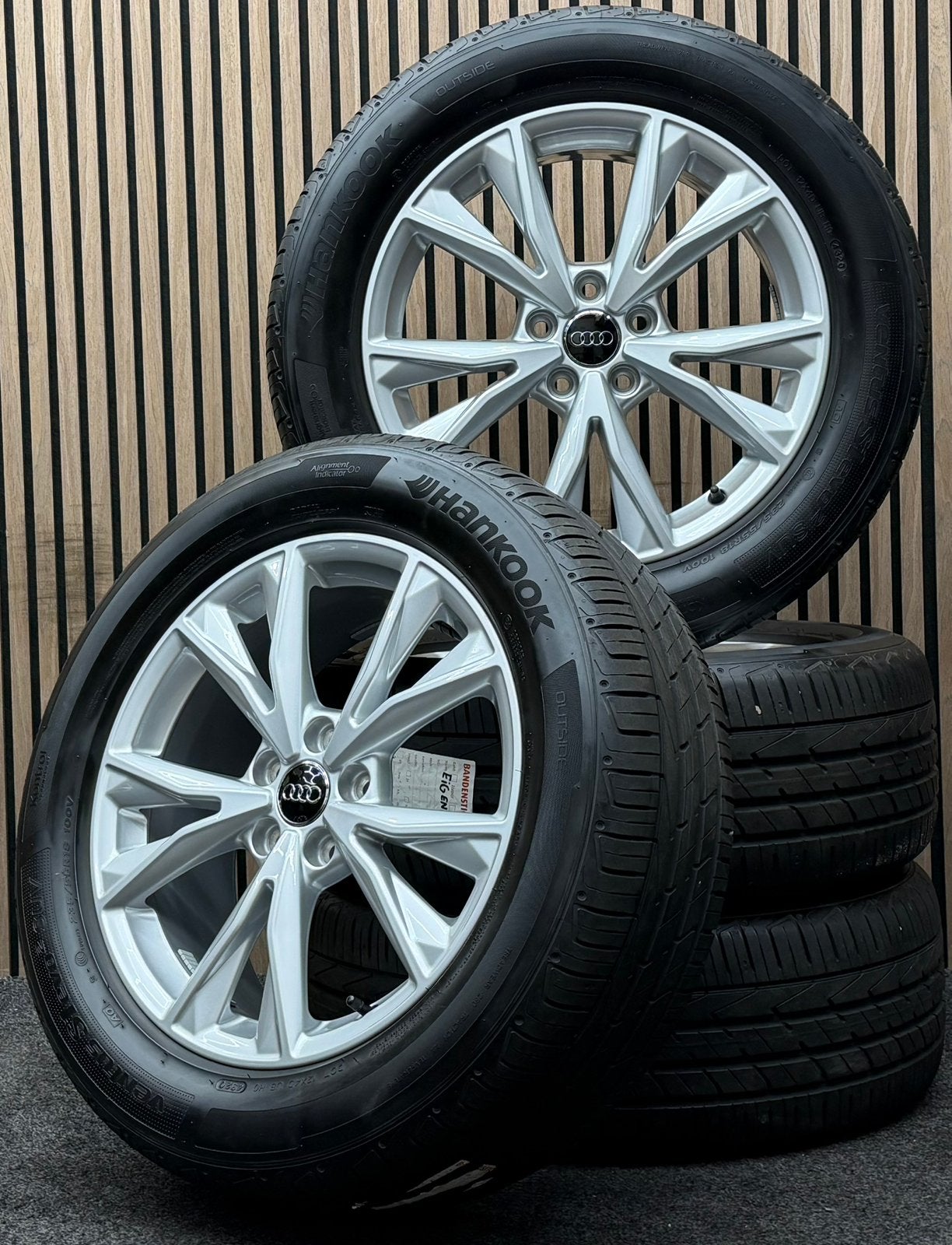 DEMO! Originele 18 inch Audi Q3 83A 5x112 ET43 Hankook AO, Ophalen, 18 inch, ., Banden en Velgen