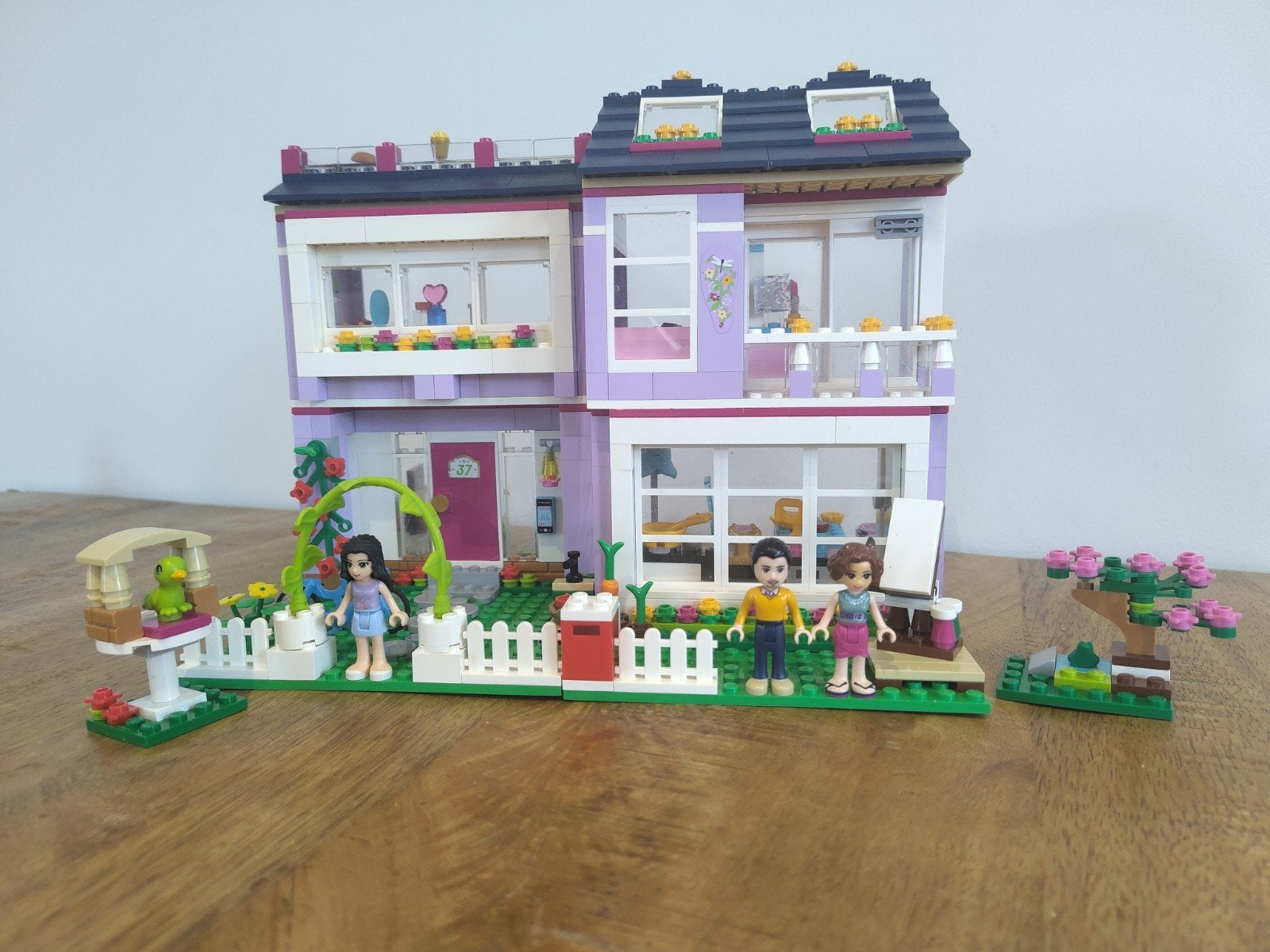 Lego Friends Emma's Huis 41095 - bijna compleet, Kinderen en Baby's, Speelgoed | Duplo en Lego, Inclusief minifiguren, Gebruikt