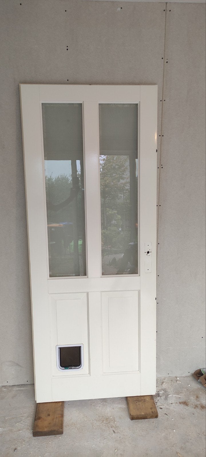 Opdek binnendeur met kattenluik - 208,5x83 cm, Doe-het-zelf en Verbouw, Deuren en Horren, Ophalen, Gebruikt, Binnendeur, 200 tot 215 cm