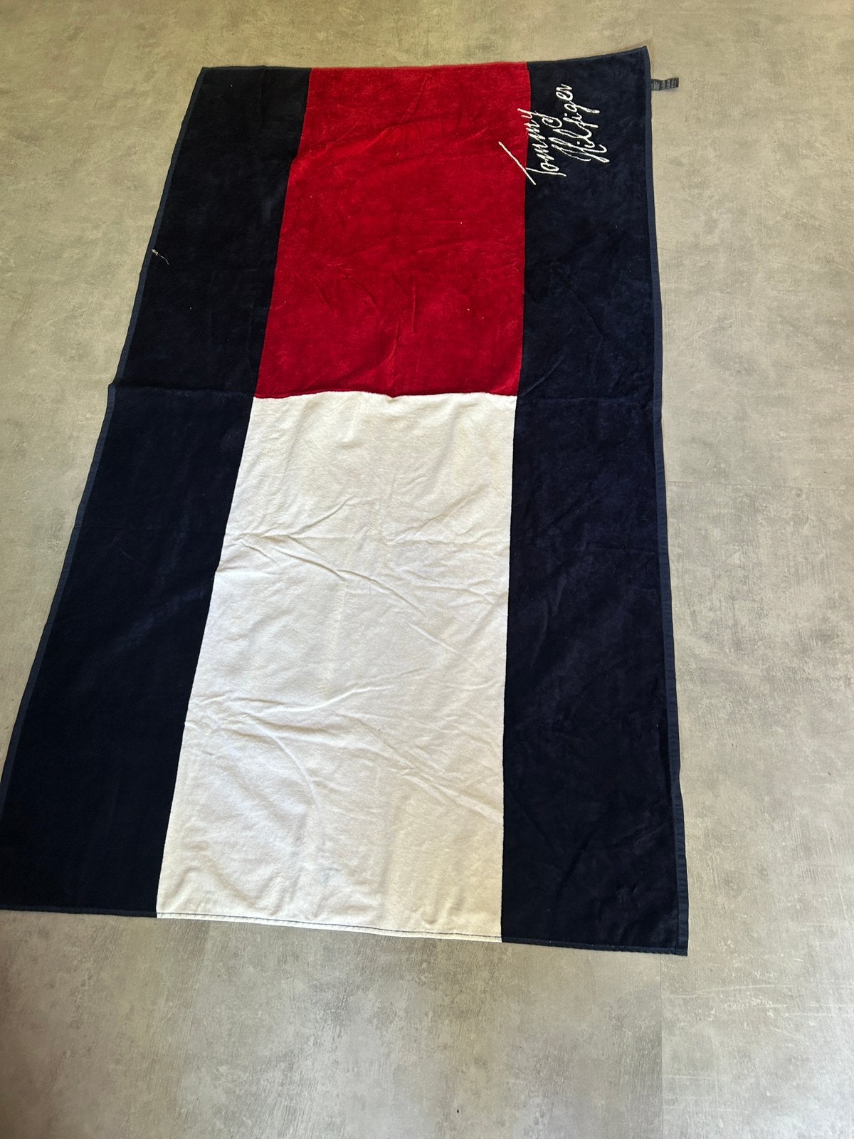 Strandlaken Tommy Hilfiger, 170 x 95 cm, Ophalen of Verzenden, Zo goed als nieuw, Wit