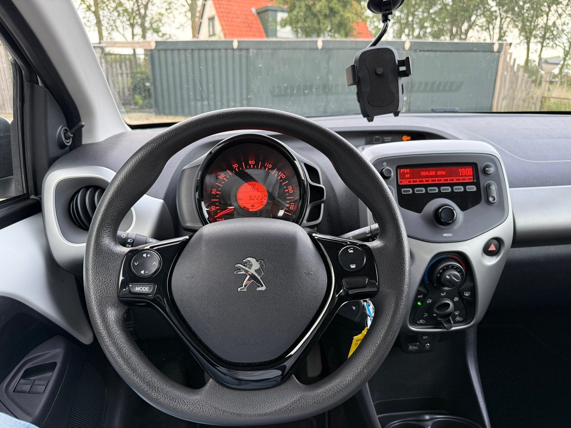 Peugeot 108 1.0 e-VTi Active, Auto's, Voorwielaandrijving, Euro 5, Gebruikt, 4 stoelen