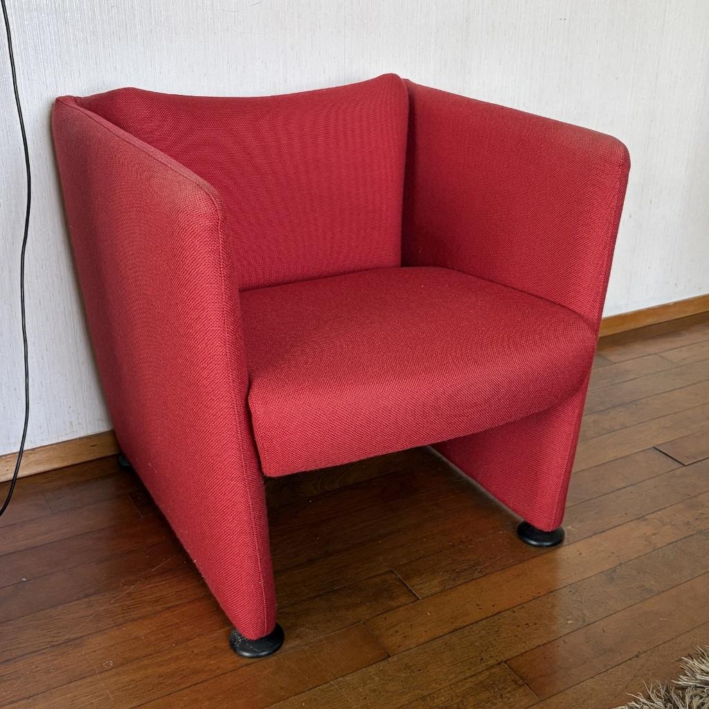 Rode stoffen stoel, Huis en Inrichting, Fauteuils, Ophalen, Strak, 75 tot 100 cm, Zo goed als nieuw
