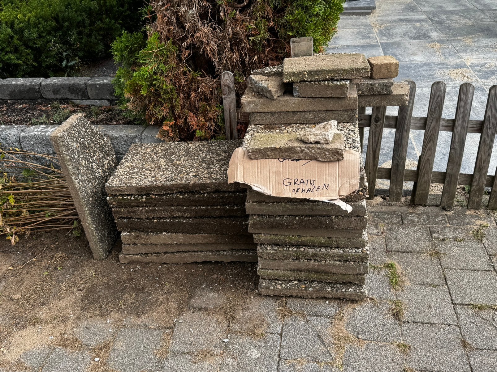 Gratis ophalen, Ophalen, Zo goed als nieuw, Beton, Klinkers
