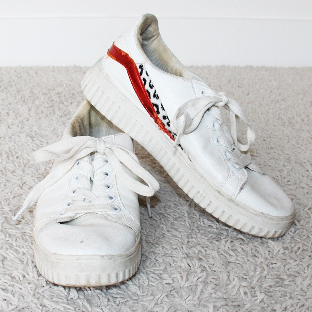 Mooie Leren Vintage Gympen 1 (Maat 38) s12 € 10,-, Kleding | Dames, Wit, Ophalen of Verzenden, Gedragen, Sneakers of Gympen
