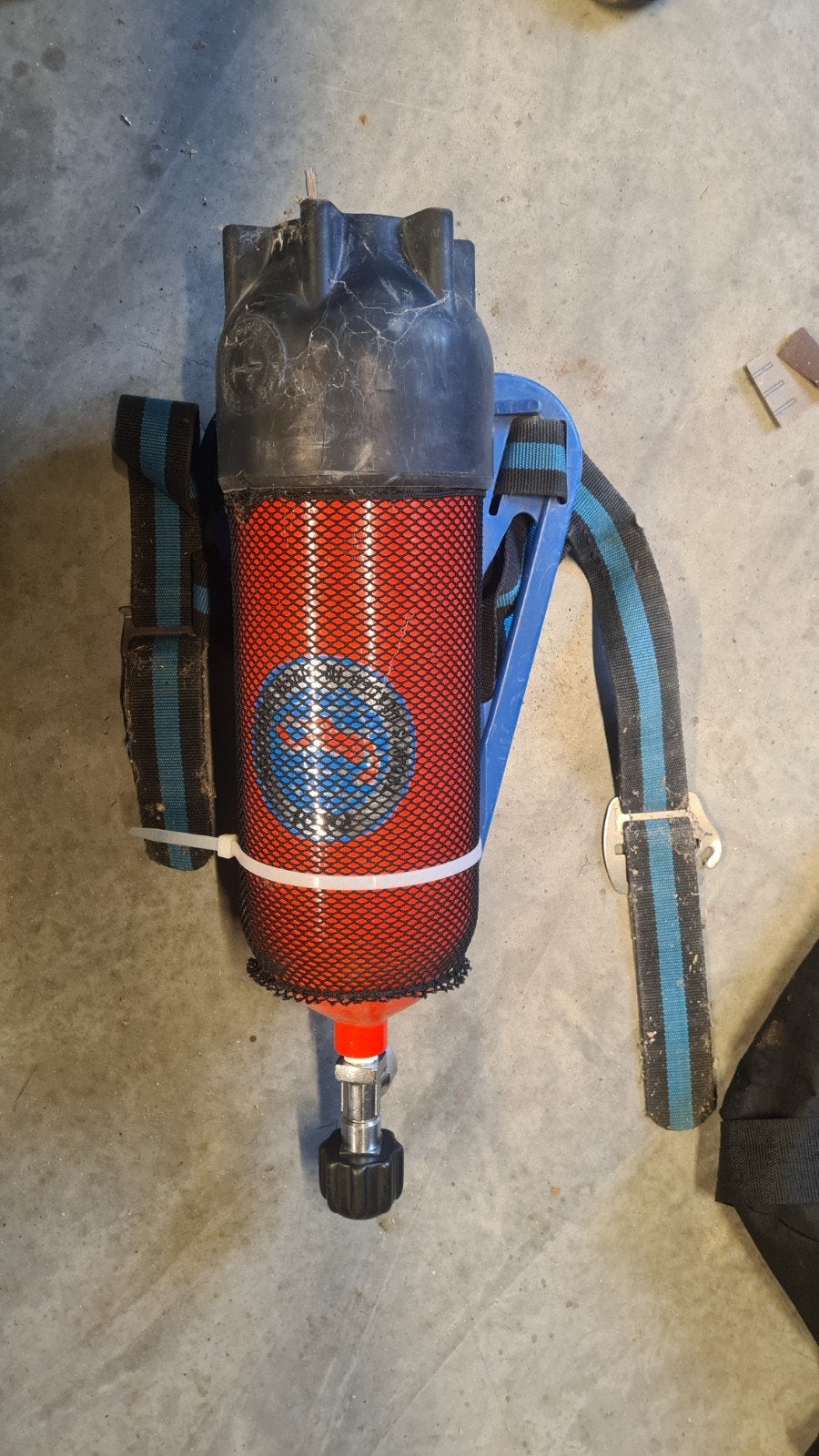 5L Duikfles met voet (moet opnieuw gekeurd worden), Ophalen, Gebruikt, Duikfles