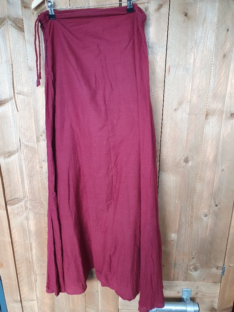 Wijnrode hippy maxi rok (freesize), Ophalen of Verzenden, Zo goed als nieuw, Rood, Onder de knie