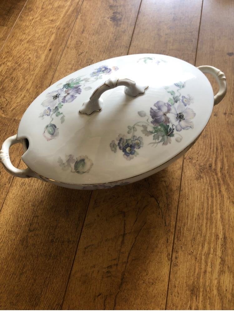Vintage Bohemia Czecho-Slovakia Terrine met Bloemmotief, Ophalen
