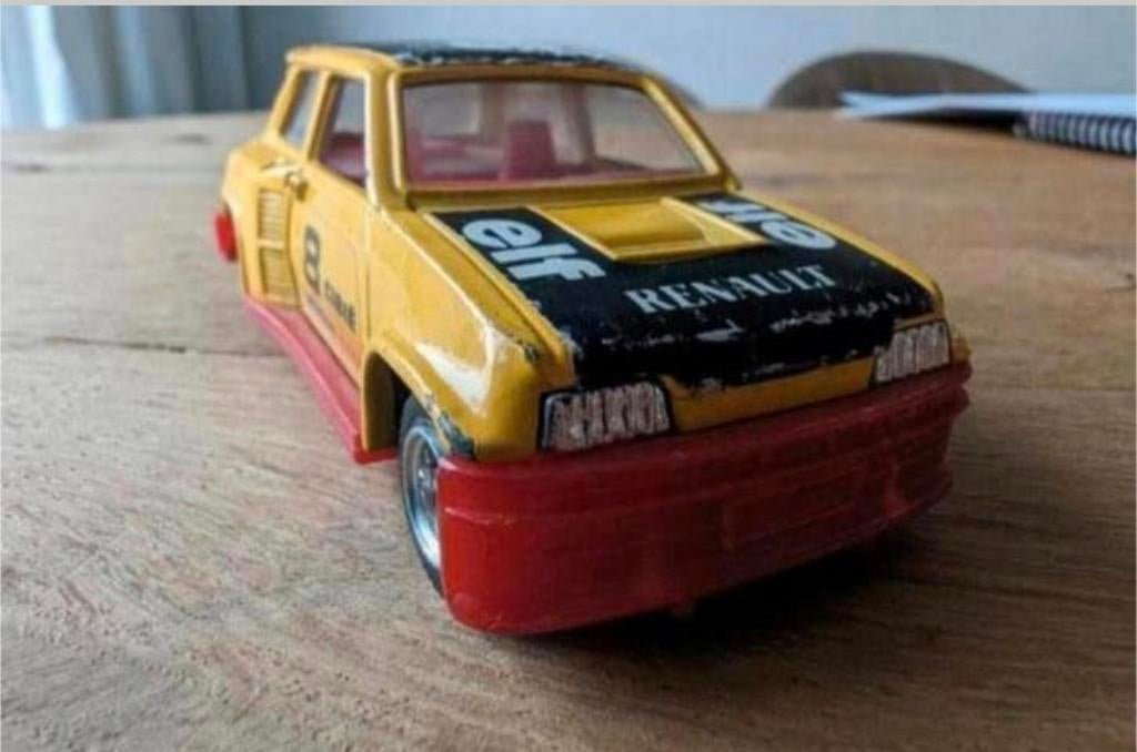 Renault 5 Turbo rally modelauto – 1:36 – Made in Hong Kong, Ophalen of Verzenden, Gebruikt, Auto, Overige merken