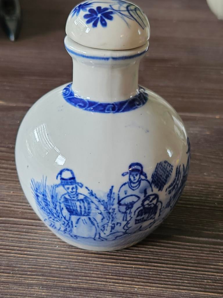 Antiek Chinees Blauw-Wit Porseleinen Flesje met Deksel, Ophalen of Verzenden