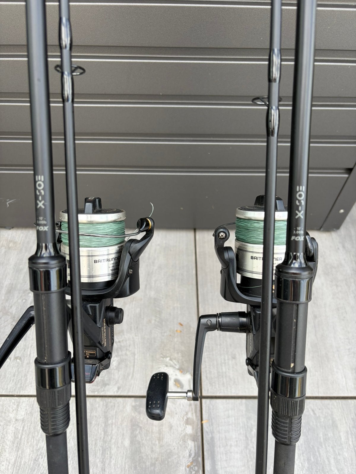 2x Shimano 4500 B, 2x Fox eos X 10 ft 3 lbs hengels, Watersport en Boten, Hengelsport | Karpervissen, Ophalen, Complete set